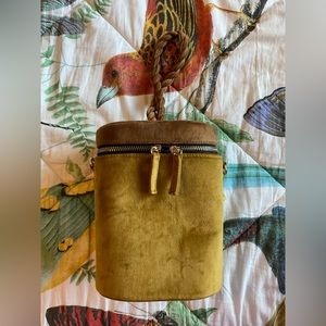 Velvet bucket handbag